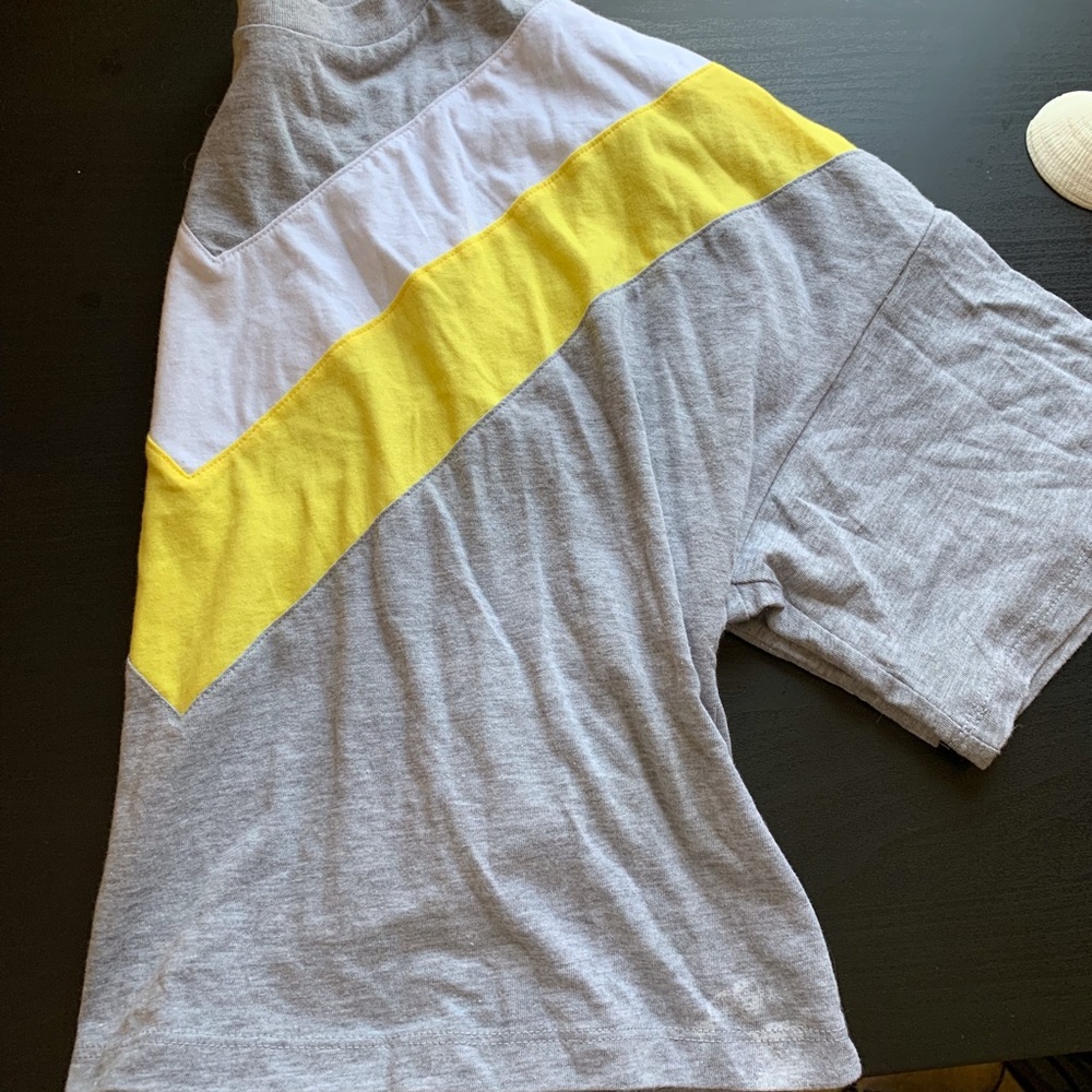 Rue21 Stripped t-Shirt